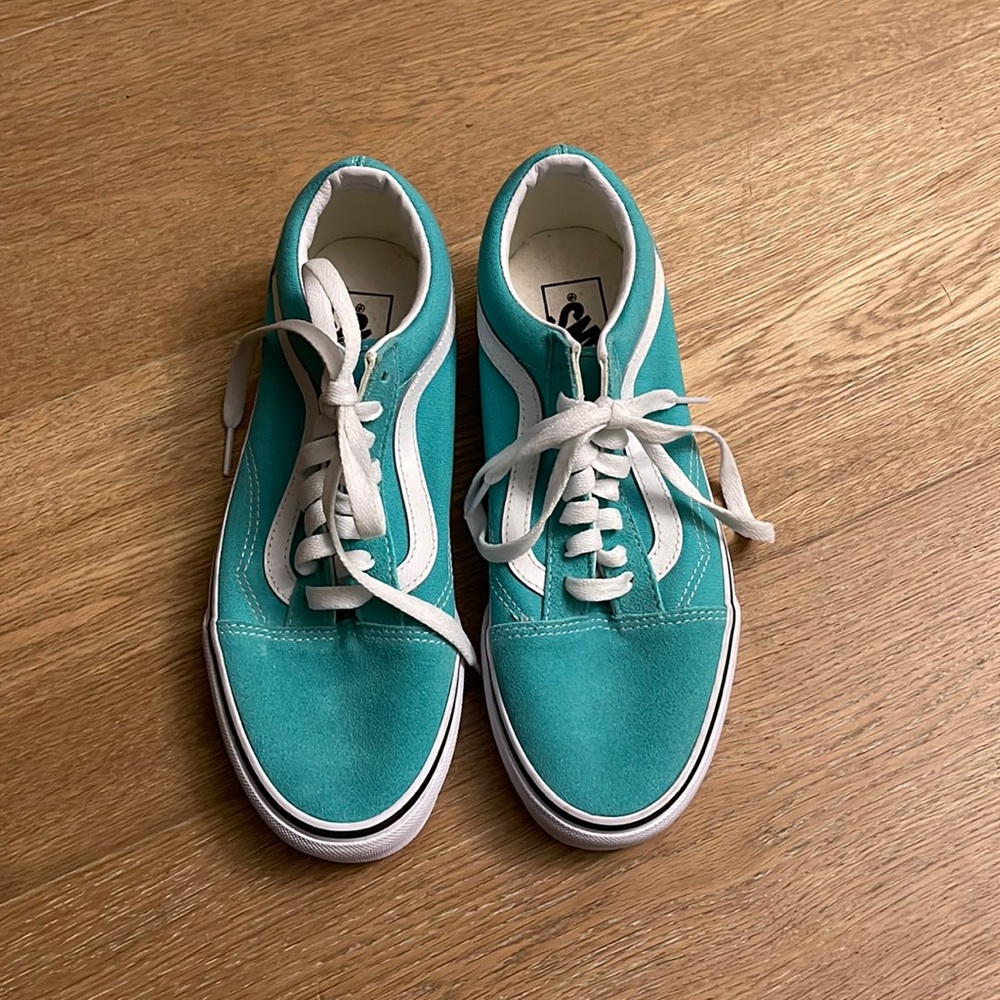 Vans never worn